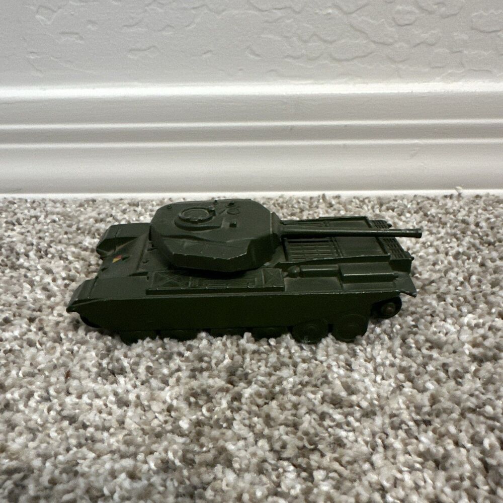 Dinky Supertoys 651 Centurion Tank Green Diecast Made In England